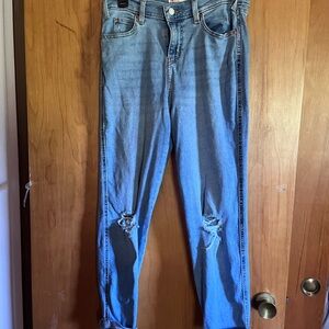 Levi Heritage Boyfriend jeans.